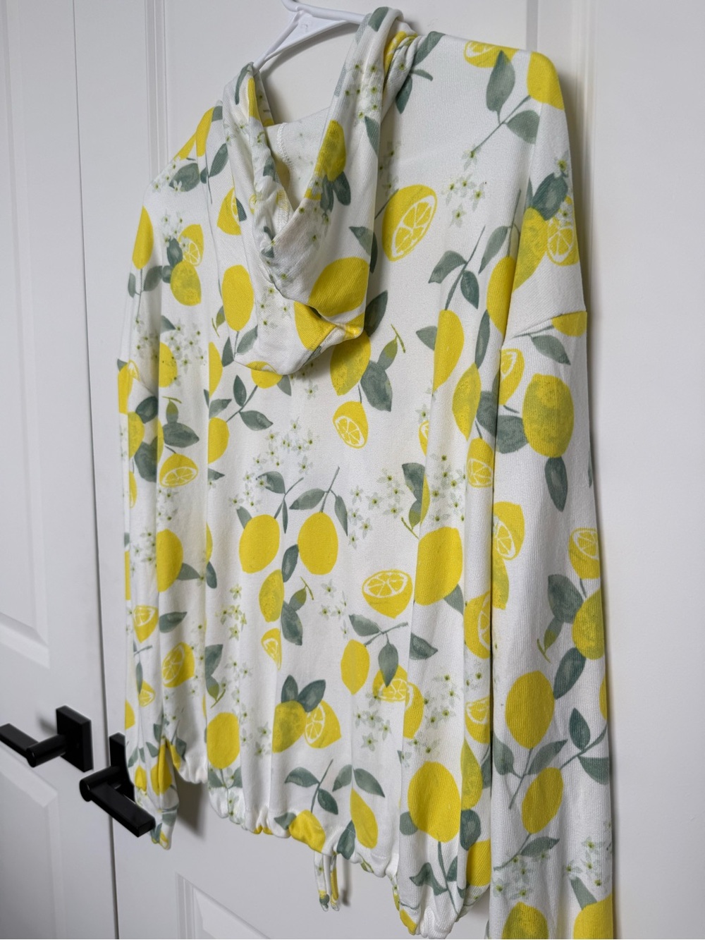 Free Press Lemon Lounge Set - Drawstring Hoodie and Matching shorts 🍋 - Picture 8 of 9